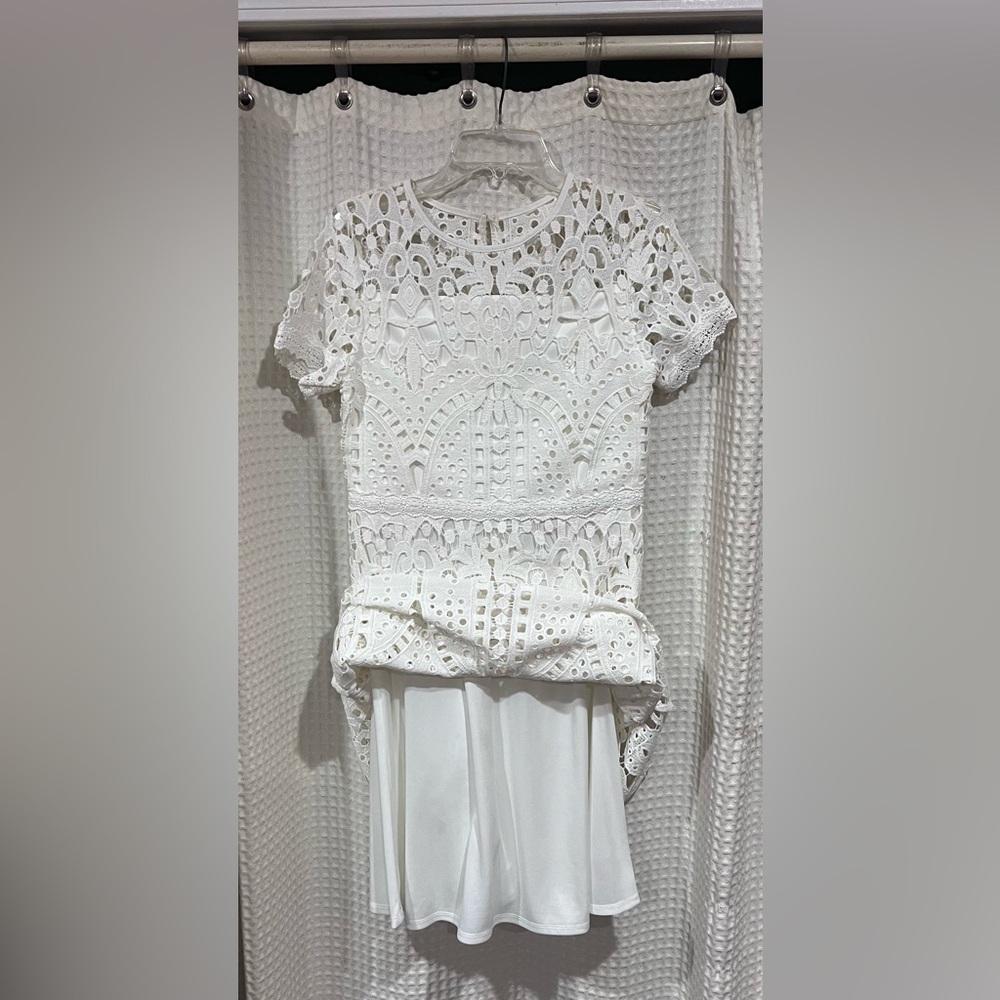 Girls (Size 16) Elegant Cream (off-white) Eyelet Dress with Full Slip Lining - Picture 6 of 12